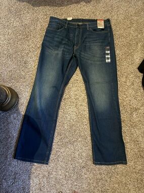 Levi's Men’s Medium Dark Blue Relaxed Fit Jeans Brand New With 🏷️